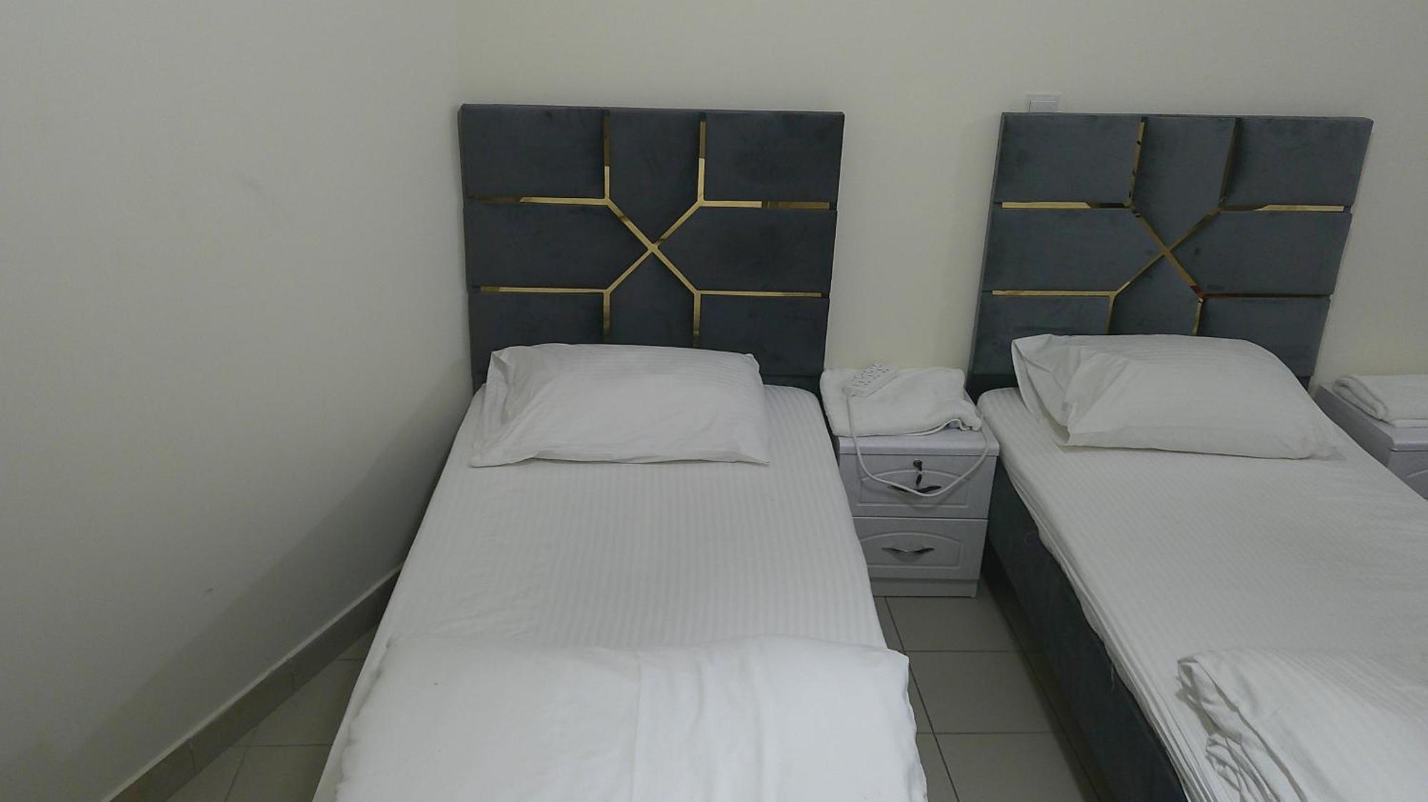 Ruby Star Hostel Dubai F2 Exterior foto